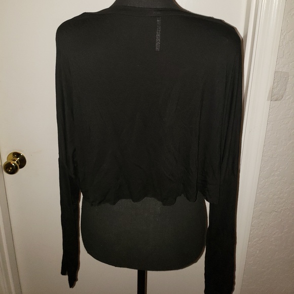 Fierce Black Longsleeve Crop Top - Picture 3 of 5